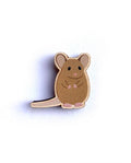 Pin "Braune Maus" Holz