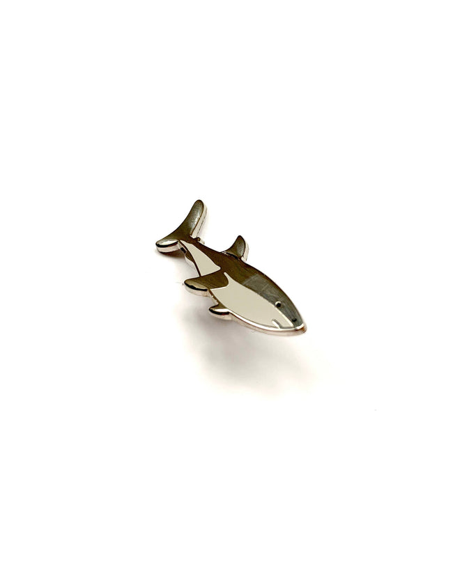 Pin "Weißer Hai" Emaille