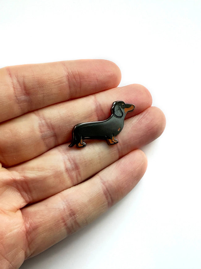 Pin "Dackel" Emaille