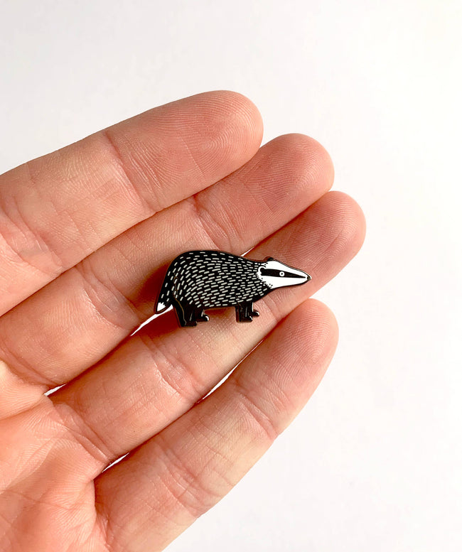 Pin "Dachs" Emaille