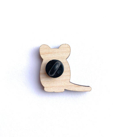 Pin "Braune Maus" Holz